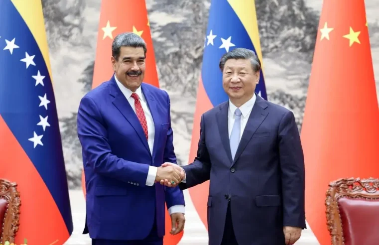 China confronta os EUA e afirma que negociações com a Venezuela serão protegidas
