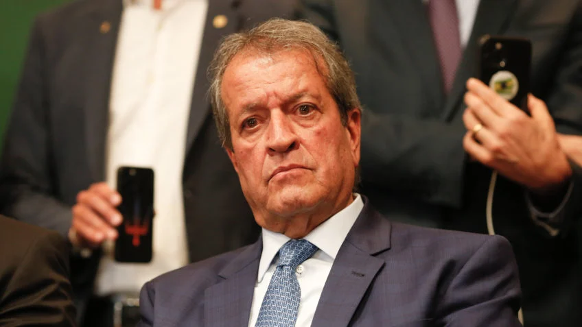 Valdemar admite falta de preparo na candidatura de Flávio